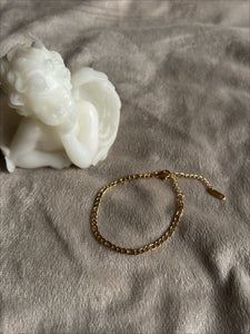 Iris Figaro Chain Bracelet
